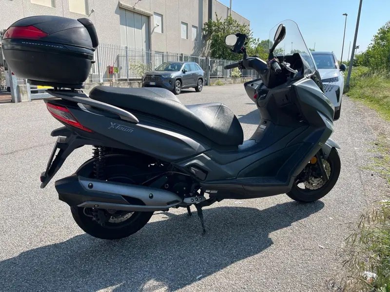 Kymco X-Town 300i (2021 - 24)