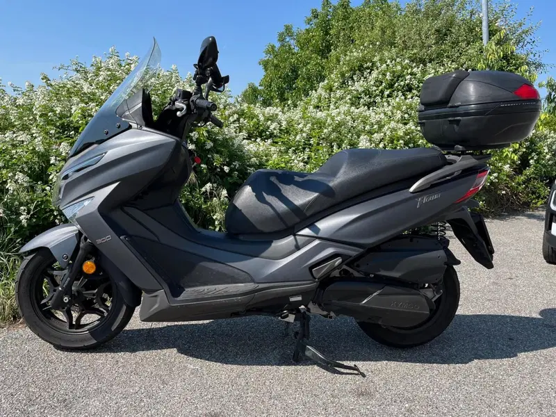 Kymco X-Town 300i (2021 - 24) (3)
