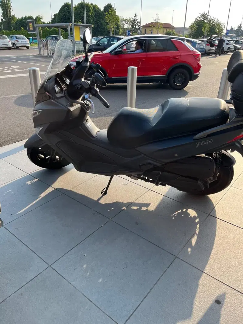Kymco X-Town 300i (2021 - 24) (6)