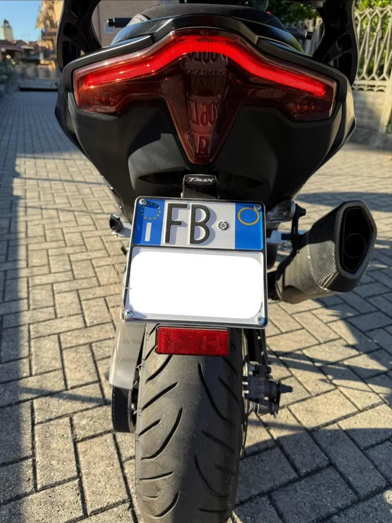Yamaha T-Max 560 Tech Max (2022 - 24) (6)