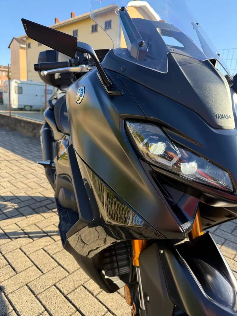Yamaha T-Max 560 Tech Max (2022 - 24) (15)