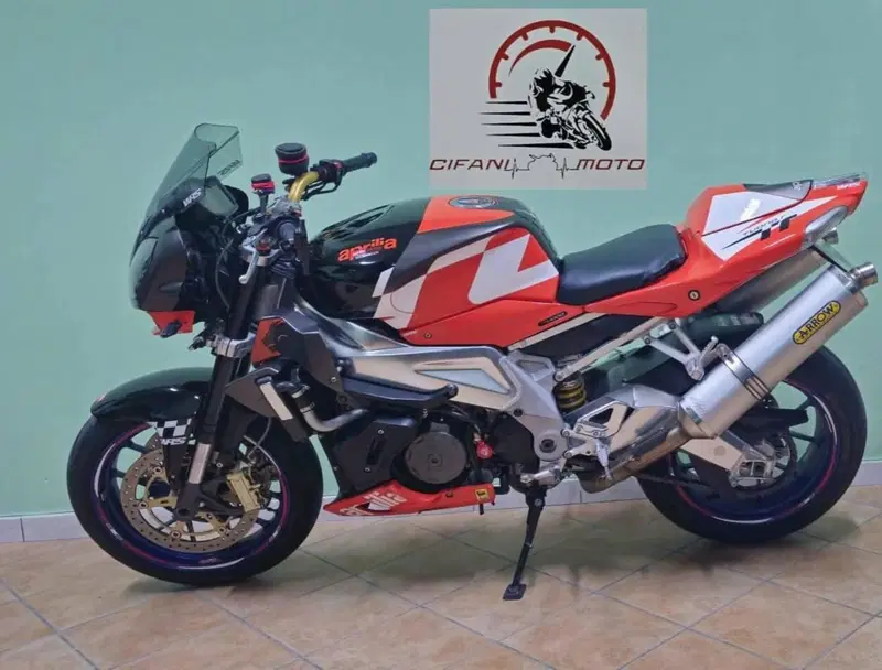 Aprilia Tuono 1000 R (2006 - 10) (2)