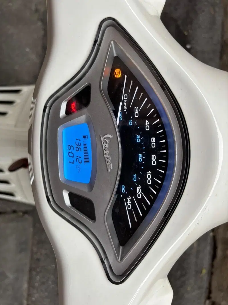 Vespa Primavera 125 3V ie ABS (2016) (4)