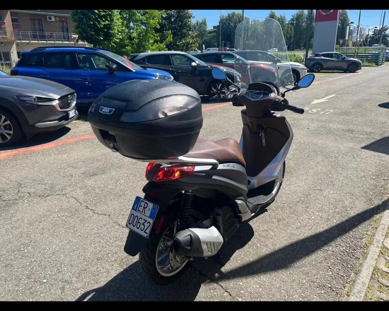 Piaggio Medley 150 ABS (2016 - 19) (5)