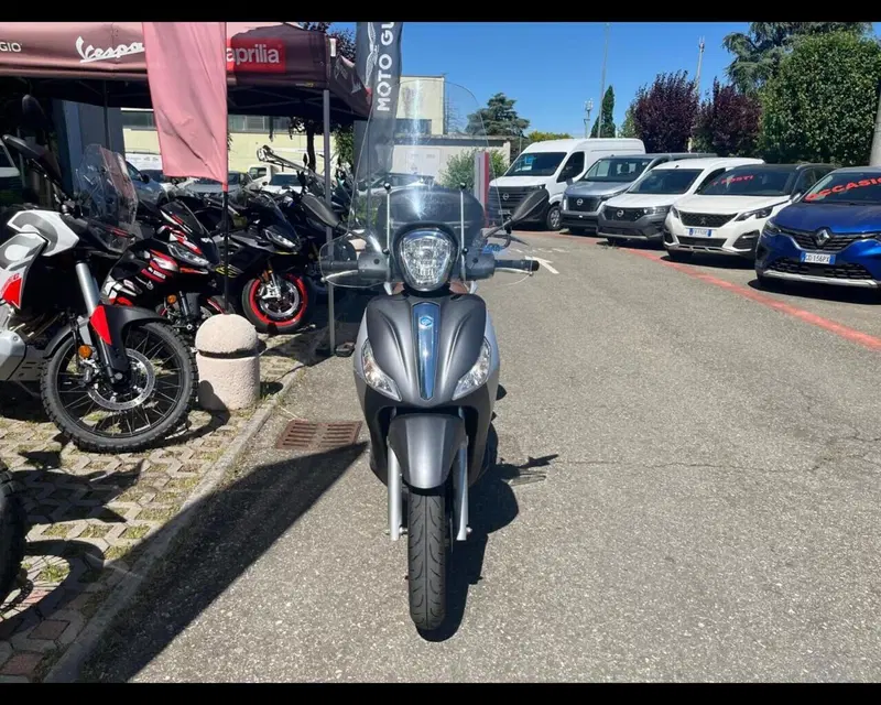 Piaggio Medley 150 ABS (2016 - 19) (2)