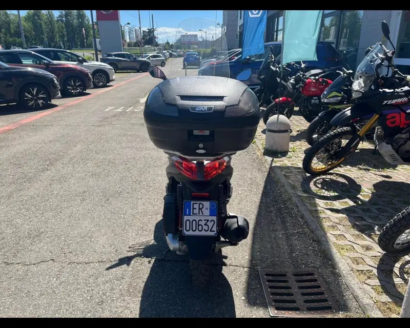 Piaggio Medley 150 ABS (2016 - 19) (6)