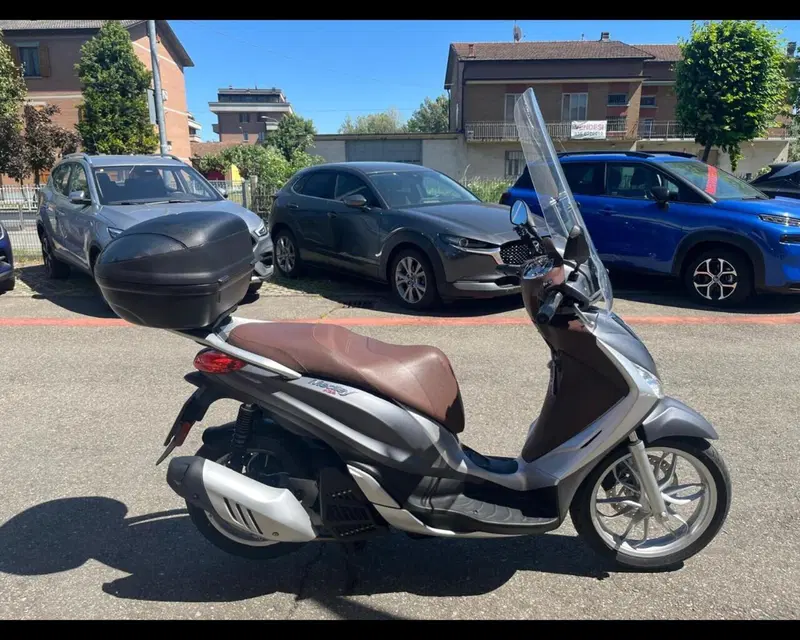 Piaggio Medley 150 ABS (2016 - 19) (4)
