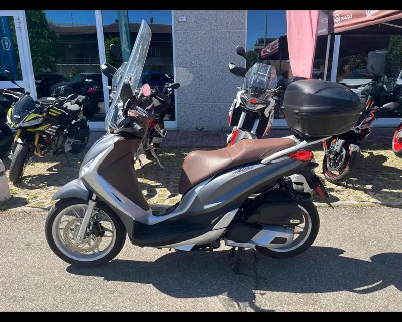 Piaggio Medley 150 ABS (2016 - 19) (8)