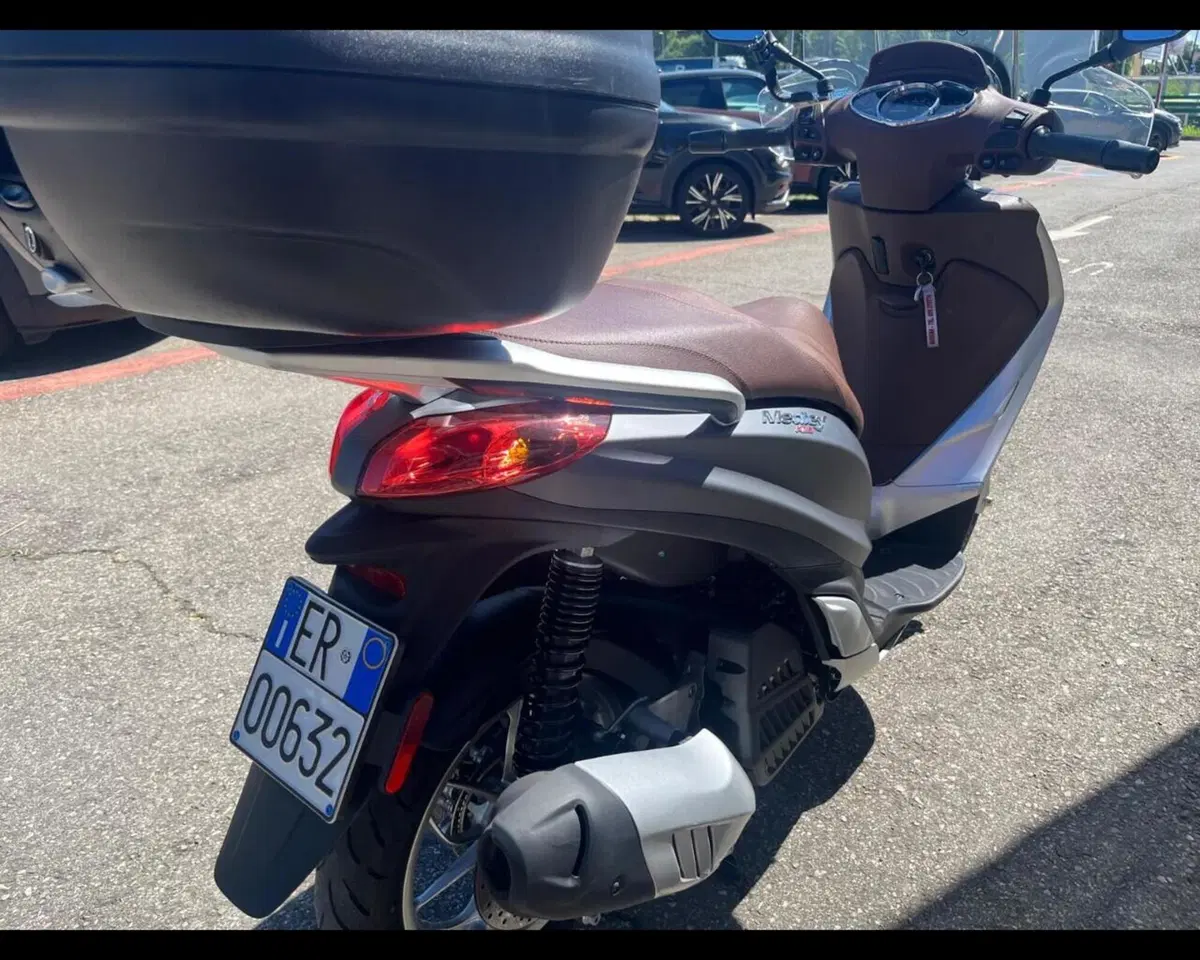 Piaggio Medley 150 ABS (2016 - 19) (11)