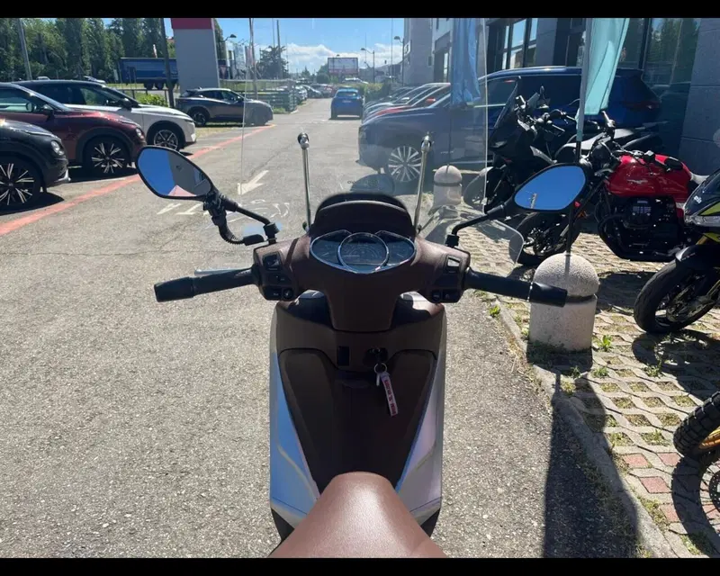 Piaggio Medley 150 ABS (2016 - 19) (13)