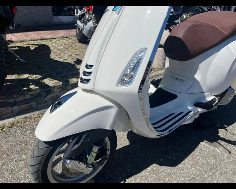 Vespa Primavera 125 3V ie Sport ABS (2021 - 22) (9)