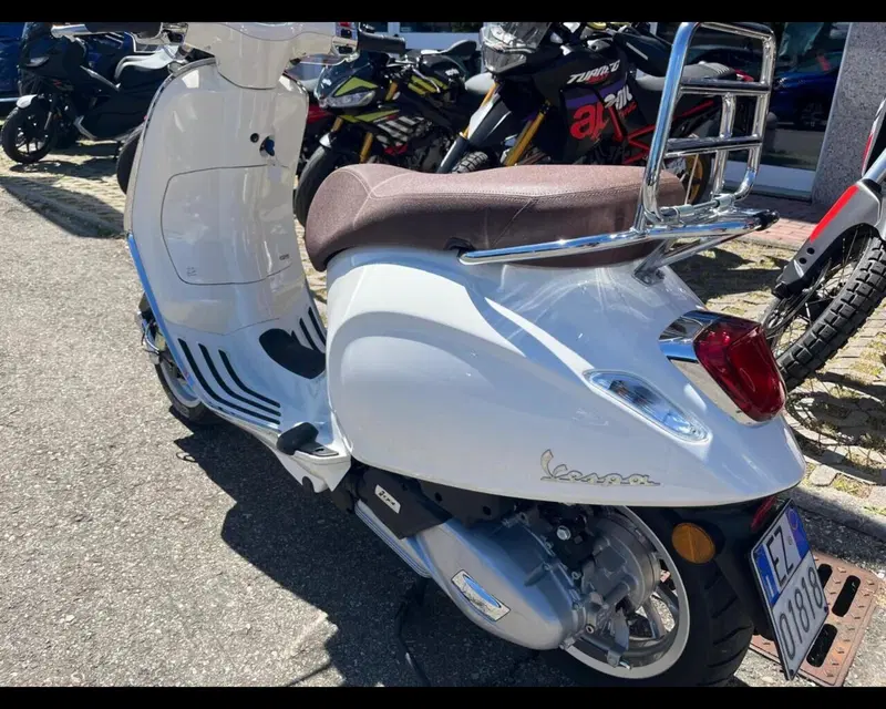 Vespa Primavera 125 3V ie Sport ABS (2021 - 22) (12)
