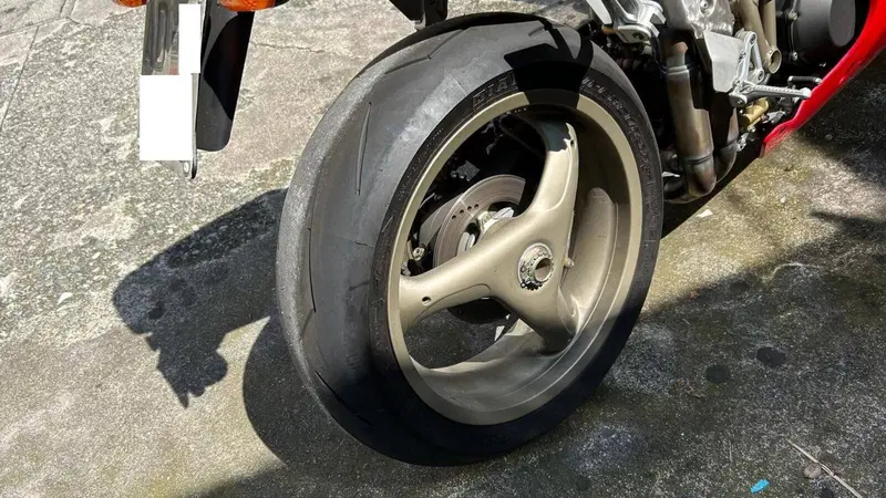 Ducati 916 Biposto (1994 - 98) (11)