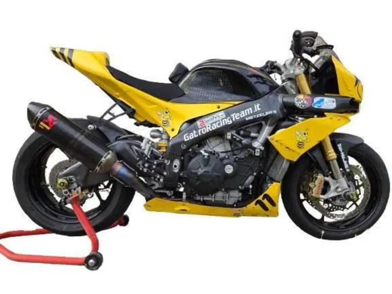Aprilia Tuono V4 R APRC (2011 - 13) (4)