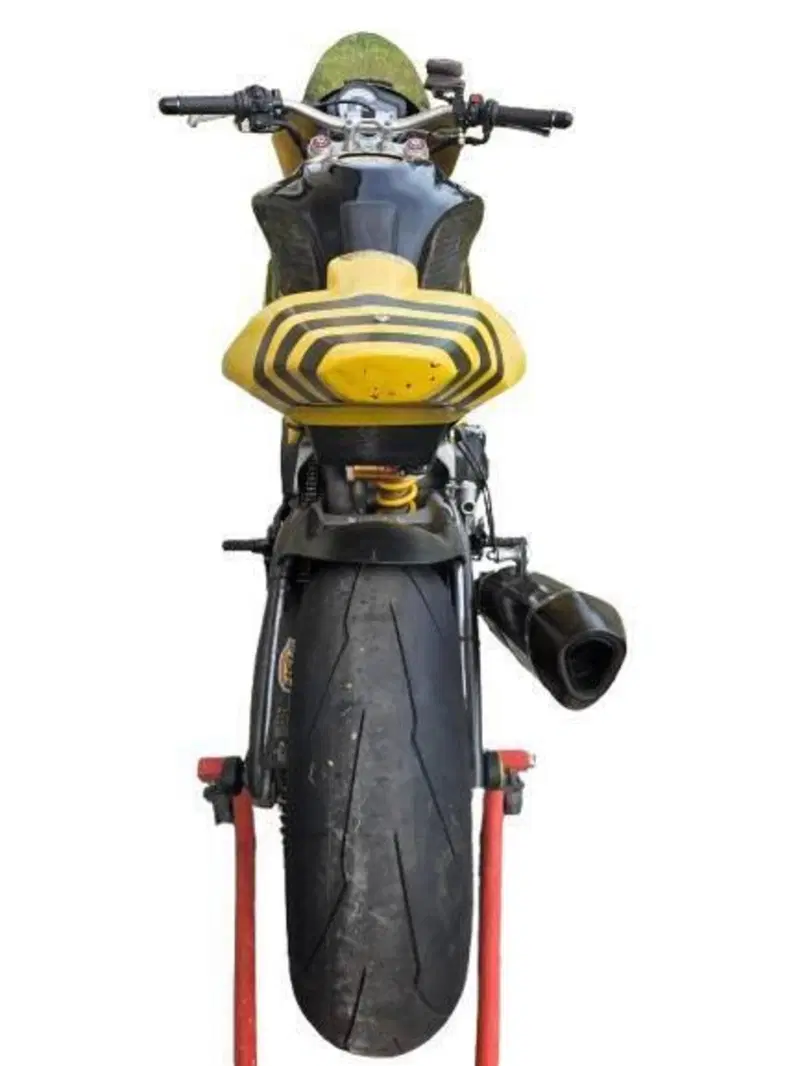 Aprilia Tuono V4 R APRC (2011 - 13) (5)