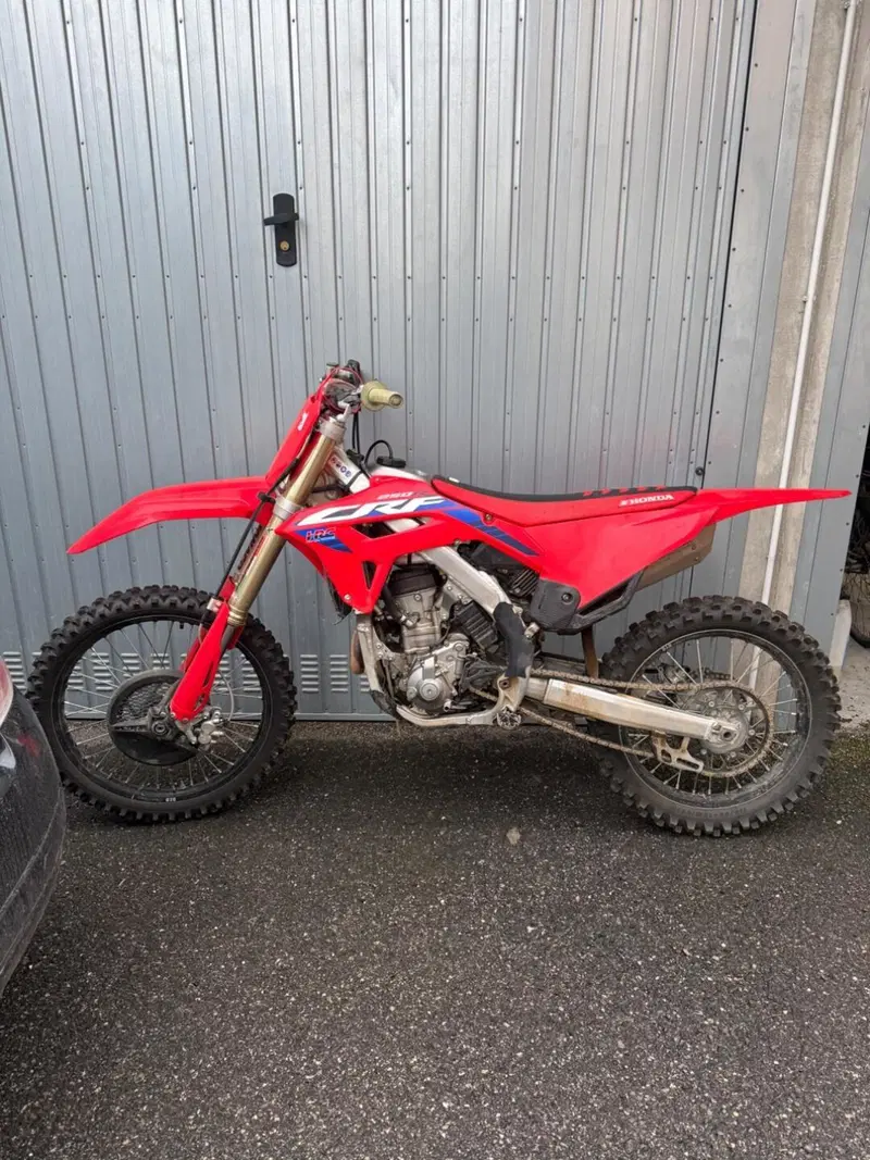 Honda CRF 250R (2023) (2)
