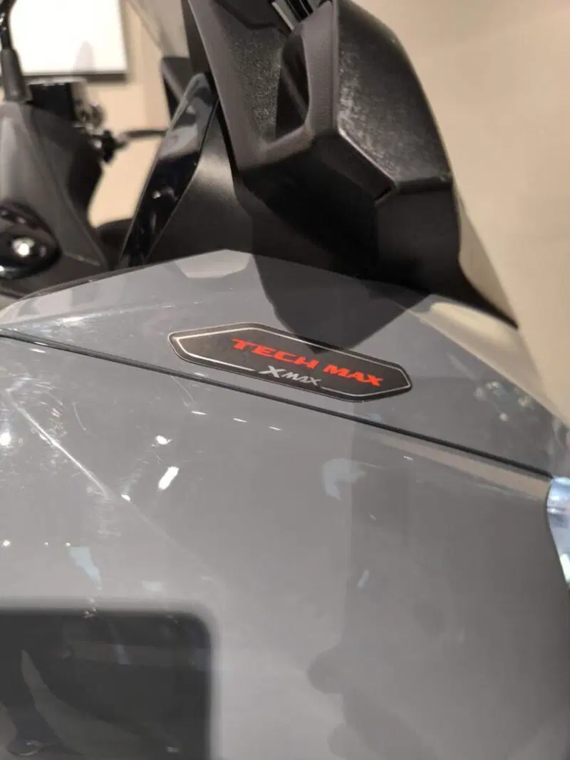 Yamaha X-Max 300 Tech Max (2021 - 24) (5)
