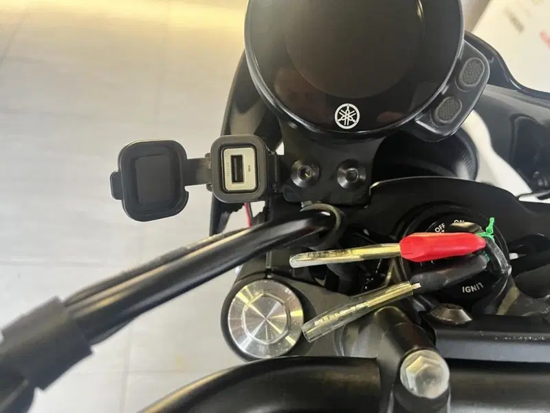 Yamaha XSR 700 Legacy (2023 - 26) (7)