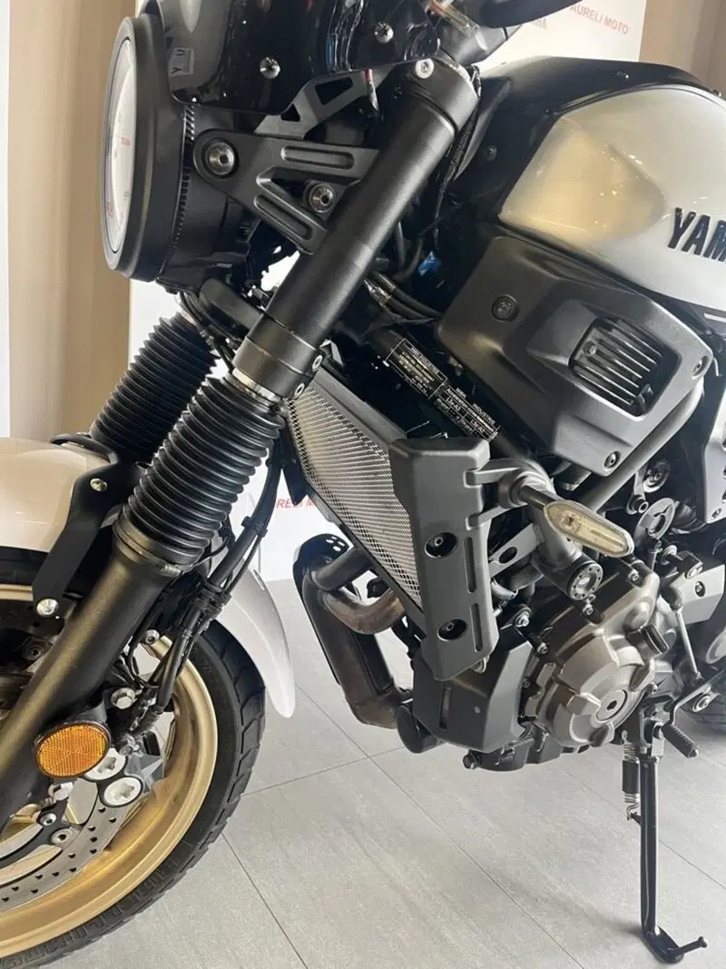 Yamaha XSR 700 Legacy (2023 - 26) (5)