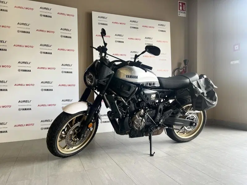 Yamaha XSR 700 Legacy (2023 - 26) (10)