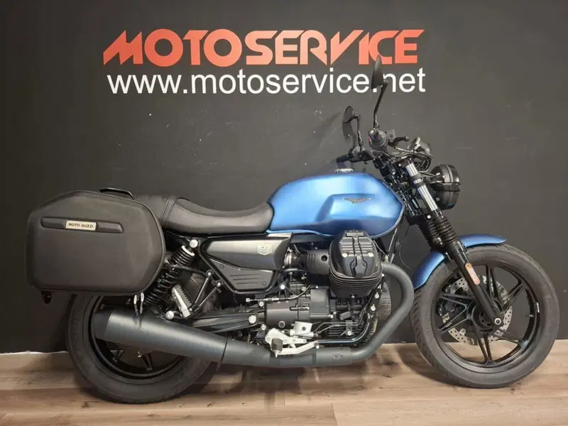 Moto Guzzi V7 Stone (2025 - 26) (4)