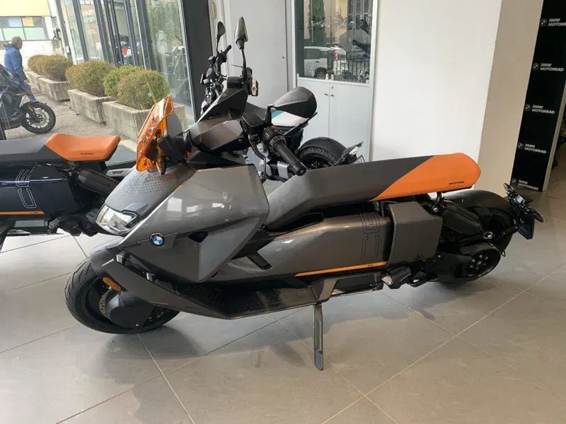 Bmw CE 04 (2021 - 25) (5)