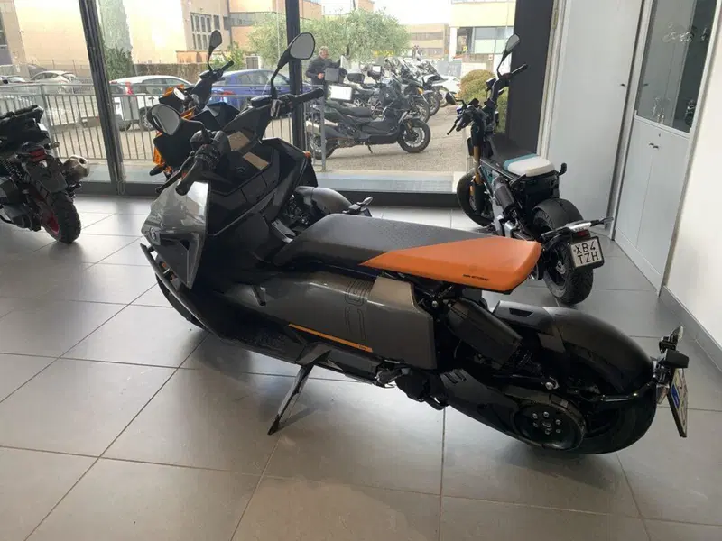 Bmw CE 04 (2021 - 25) (6)