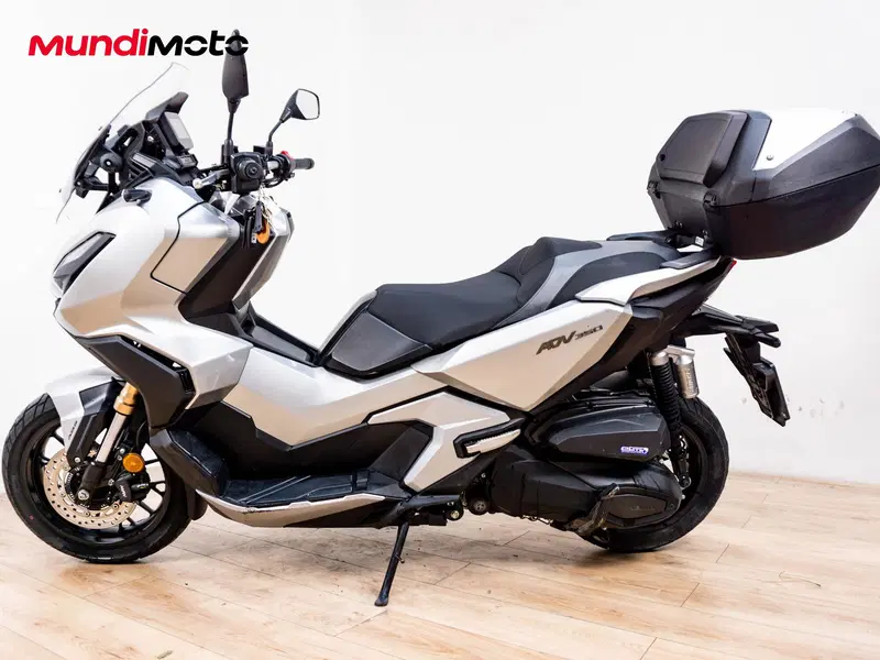 Honda ADV 350 (2025 - 26) (6)