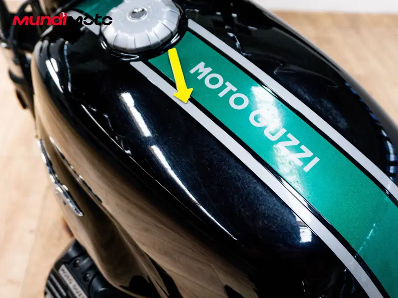 Moto Guzzi V7 III Special (2017 - 20) (16)