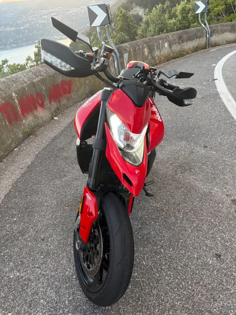 Ducati Hypermotard 950 (2022 - 25) (17)