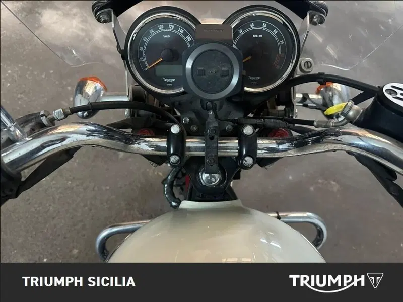 Triumph Bonneville T100 (2008 - 16) (14)