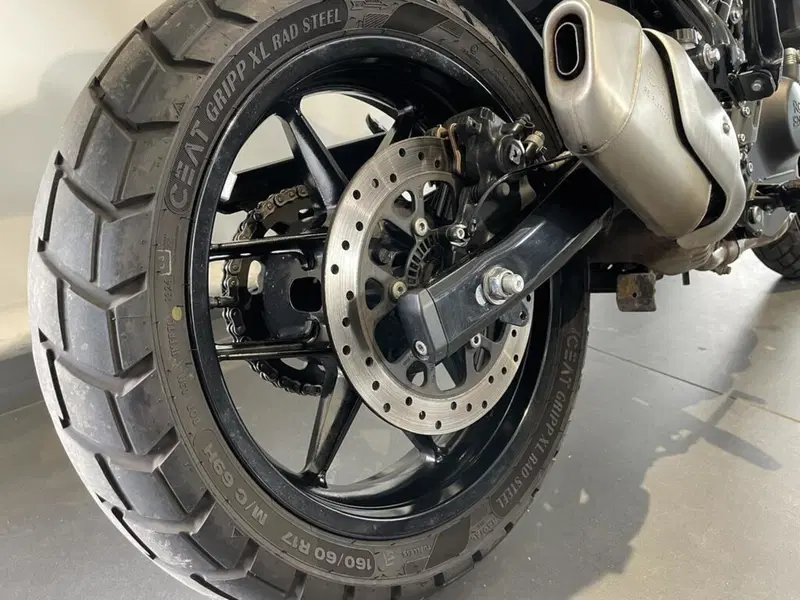 Royal Enfield Guerrilla 450 (2024 - 26) (2)