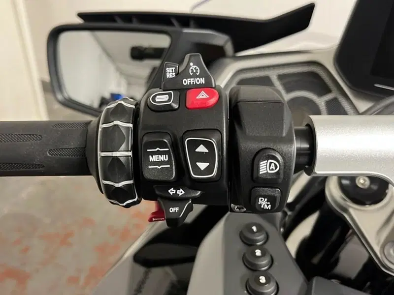Bmw R 1300 RT (2026) (9)