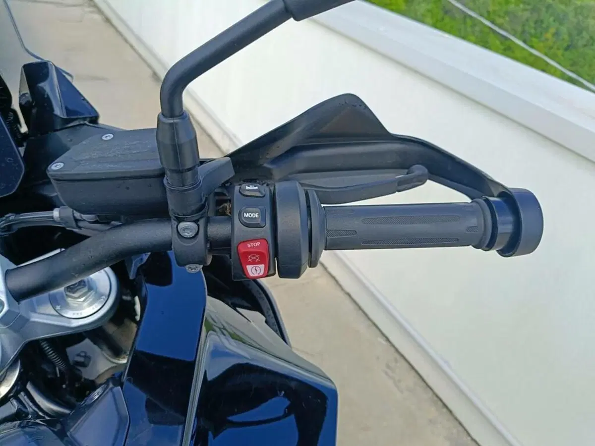 Bmw F 900 XR (2025 - 26) (9)