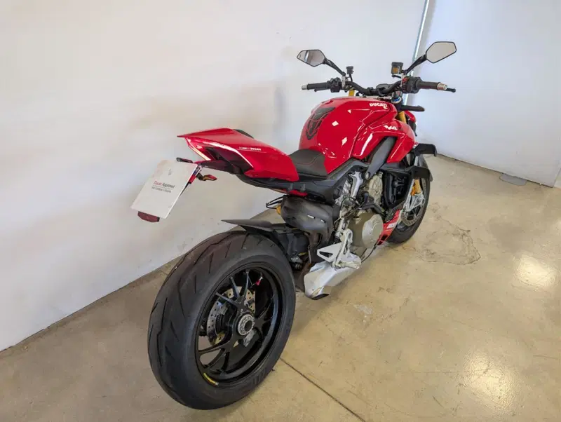 Ducati Streetfighter V4 1100 S (2020) (9)