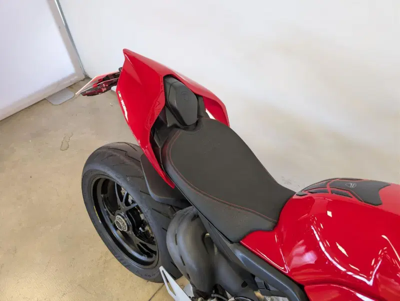 Ducati Streetfighter V4 1100 S (2020) (7)