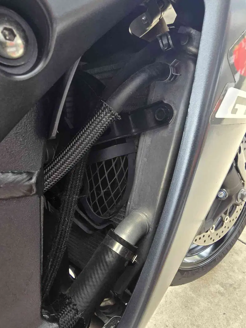 Suzuki GSX-R1000 (2006 - 08) (17)