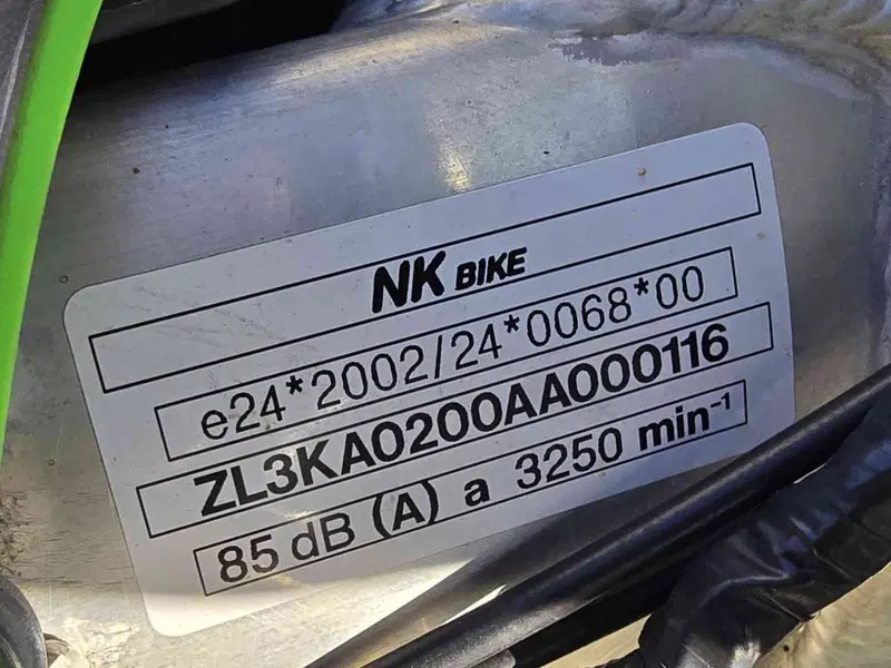Kawasaki KX 450 F (2011 - 12) (8)