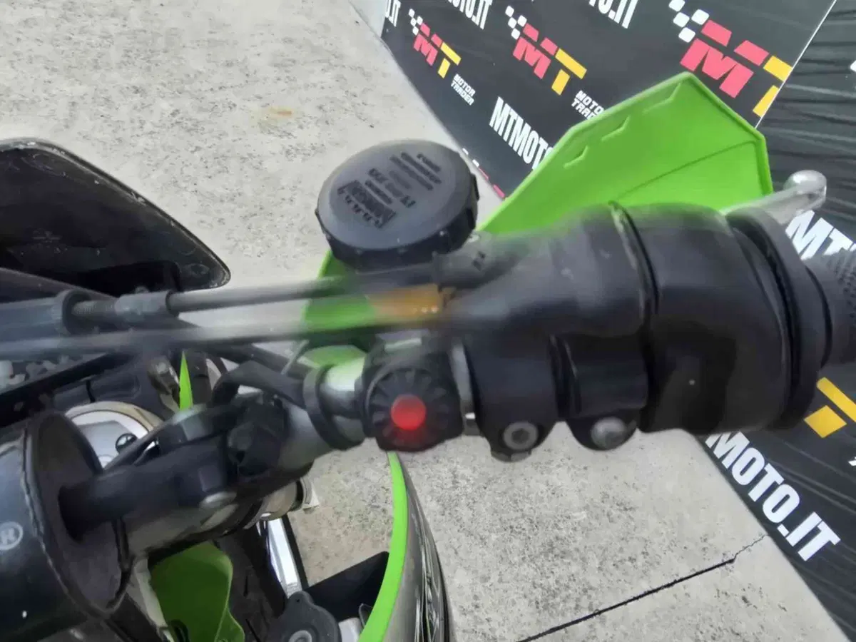 Kawasaki KX450F (2011 - 12) (14)