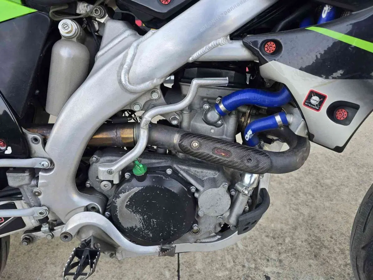 Kawasaki KX450F (2011 - 12) (15)