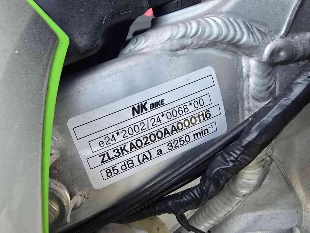 Kawasaki KX450F (2011 - 12) (27)