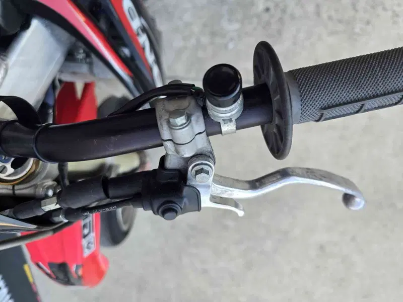 Honda CRF 450R (2005) (10)