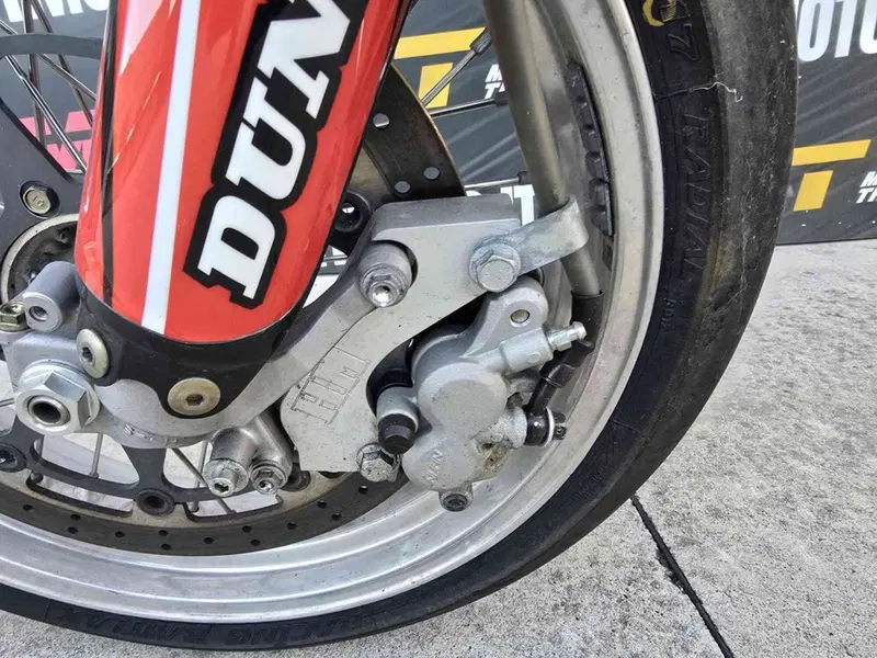 Honda CRF 450R (2005) (8)