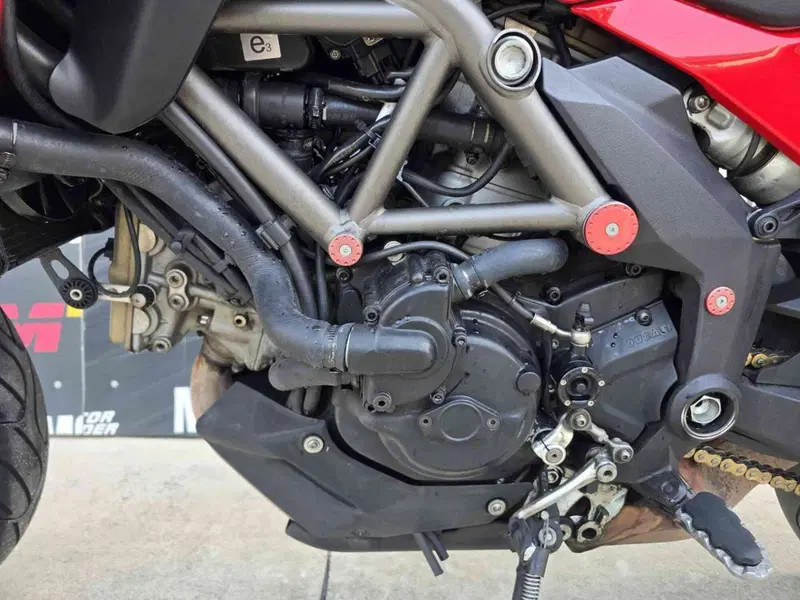 Ducati Multistrada 1200 ABS (2010 - 12) (8)