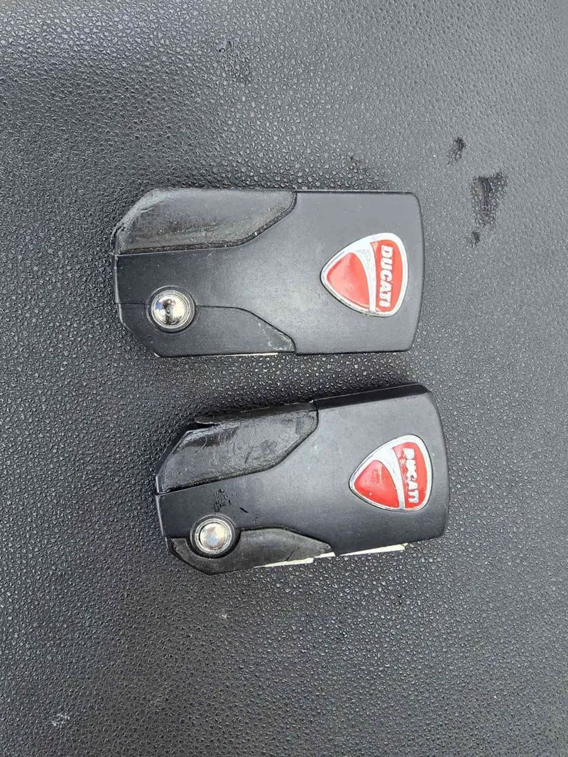 Ducati Multistrada 1200 ABS (2010 - 12) (23)