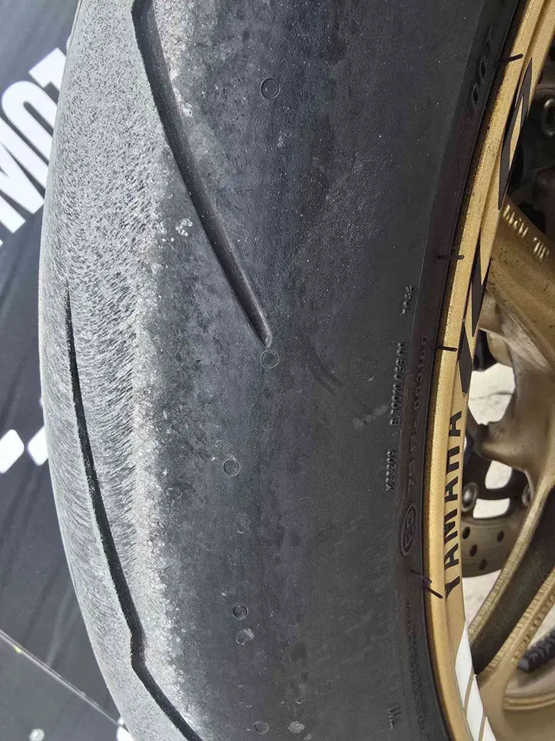 Yamaha YZF R6 (2008 - 09) (11)