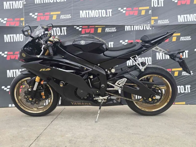 Yamaha YZF R6 (2008 - 09) (2)
