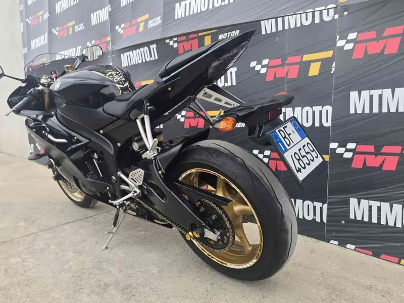 Yamaha YZF R6 (2008 - 09) (6)