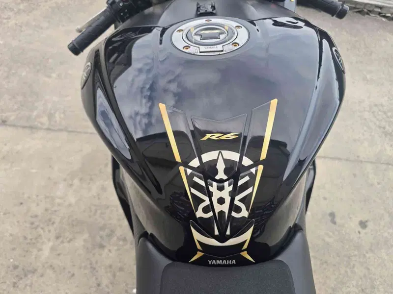 Yamaha YZF R6 (2008 - 09) (37)