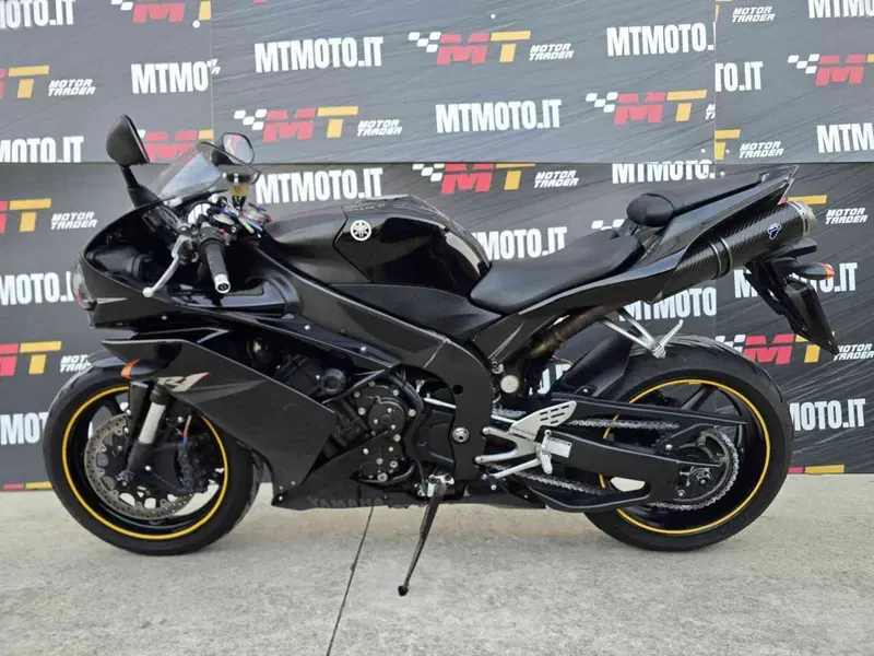 Yamaha YZF R1 (2007 - 08) (2)